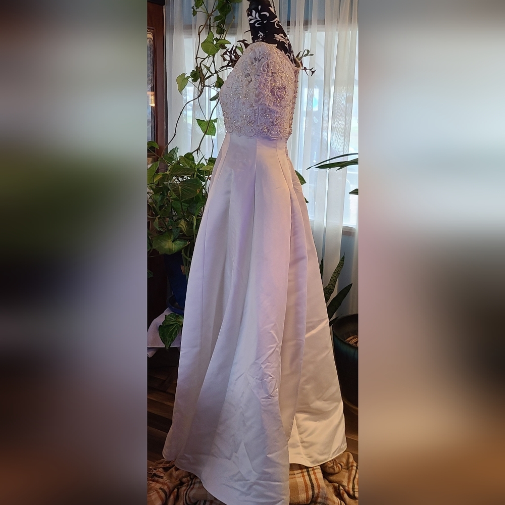 Simplistic Elegance - image 5